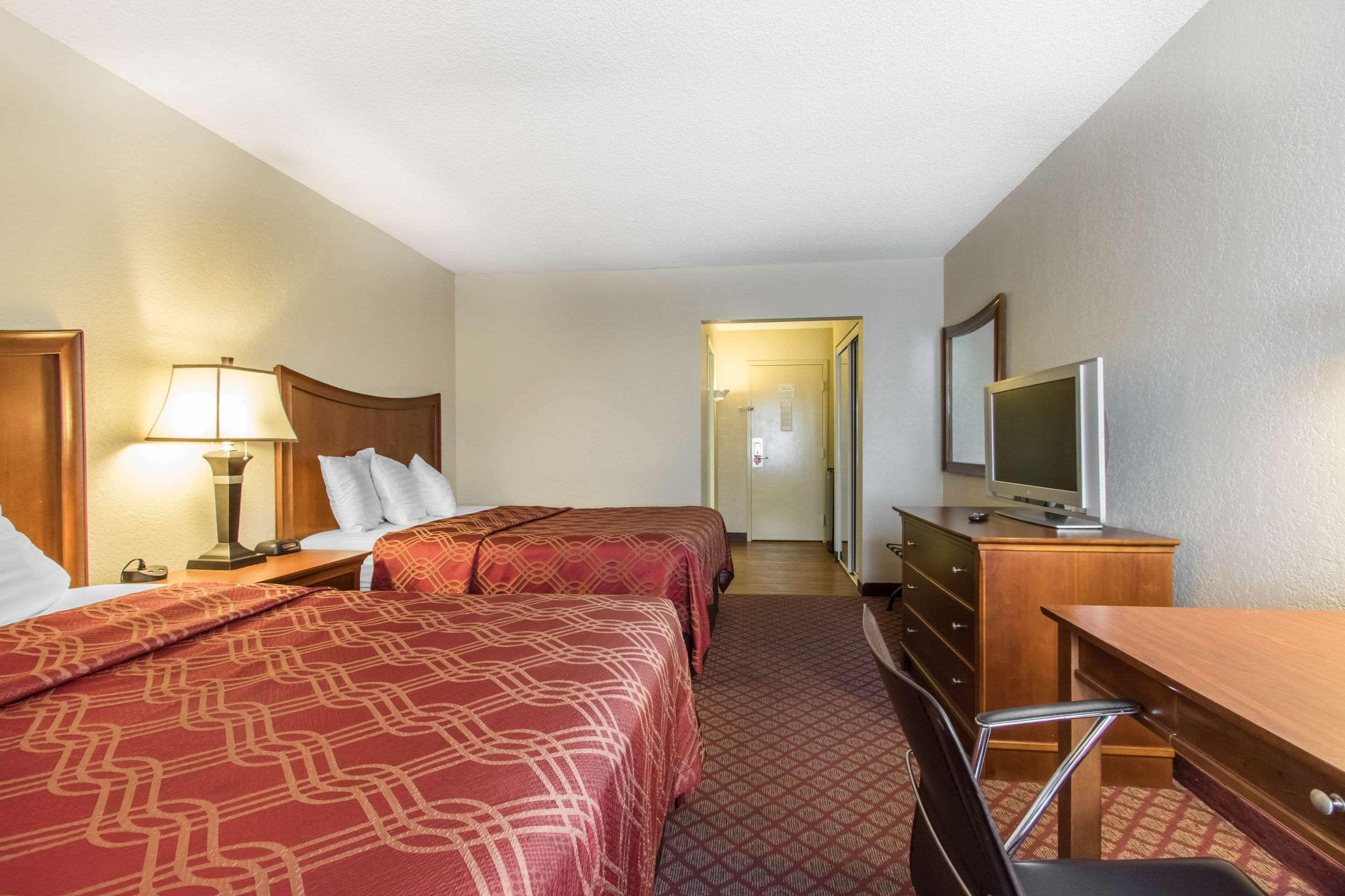 Econo Lodge Inn & Suites Joplin Dış mekan fotoğraf