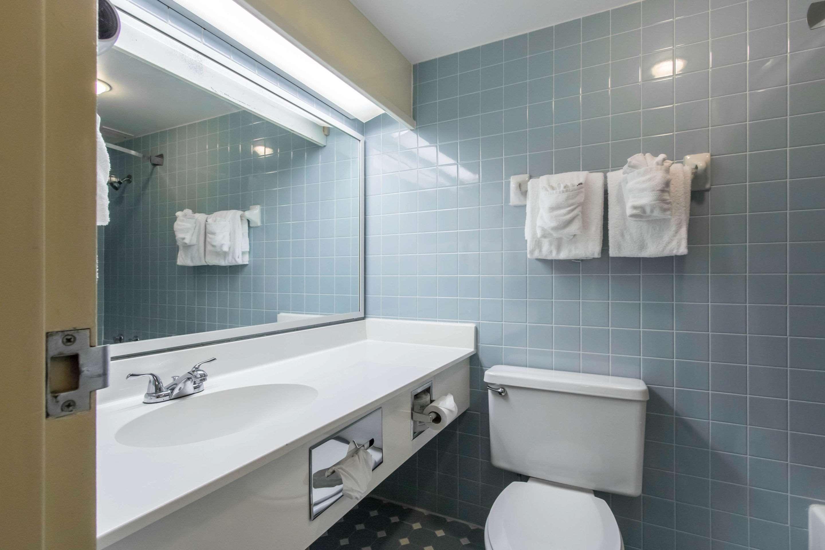 Econo Lodge Inn & Suites Joplin Dış mekan fotoğraf