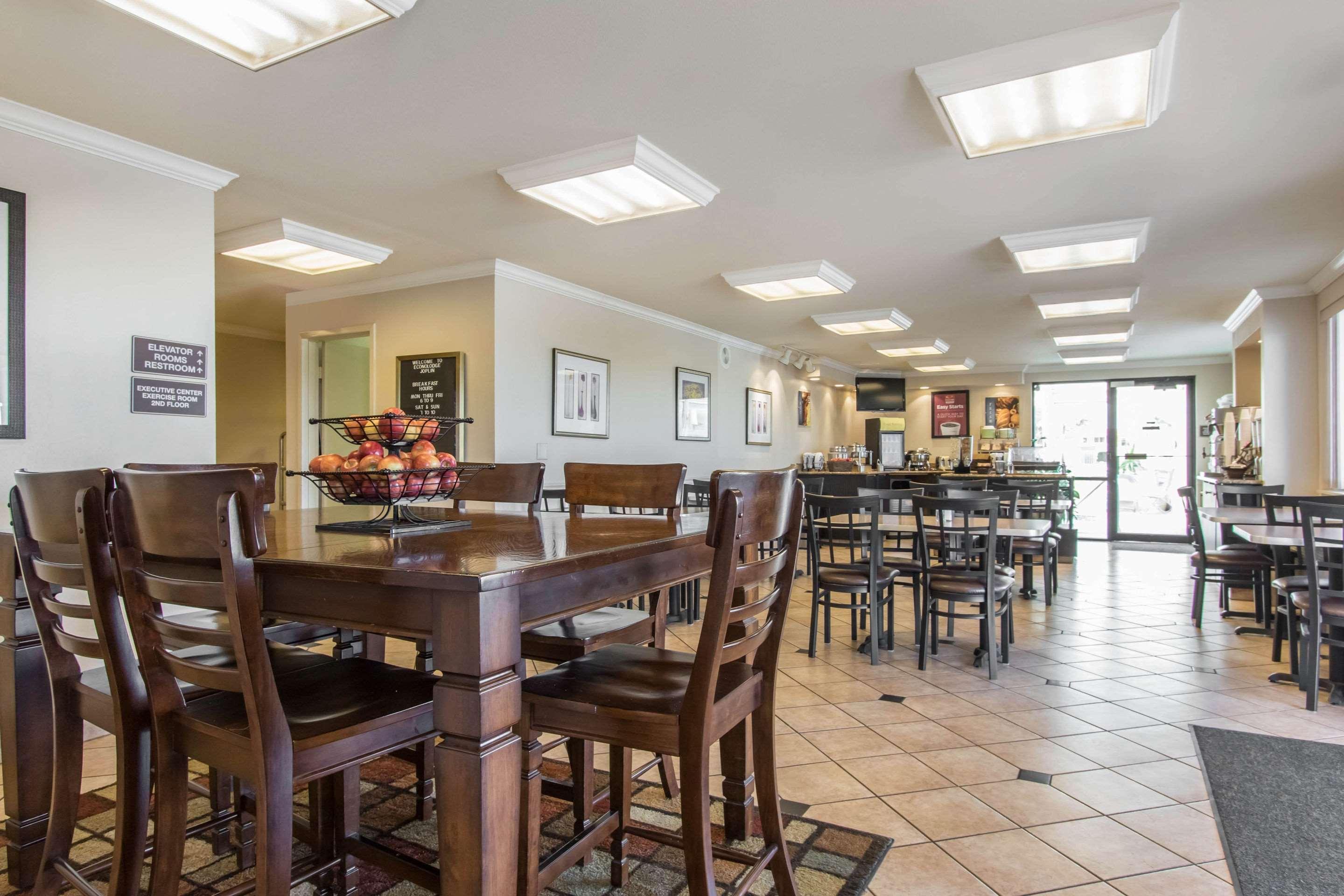 Econo Lodge Inn & Suites Joplin Dış mekan fotoğraf