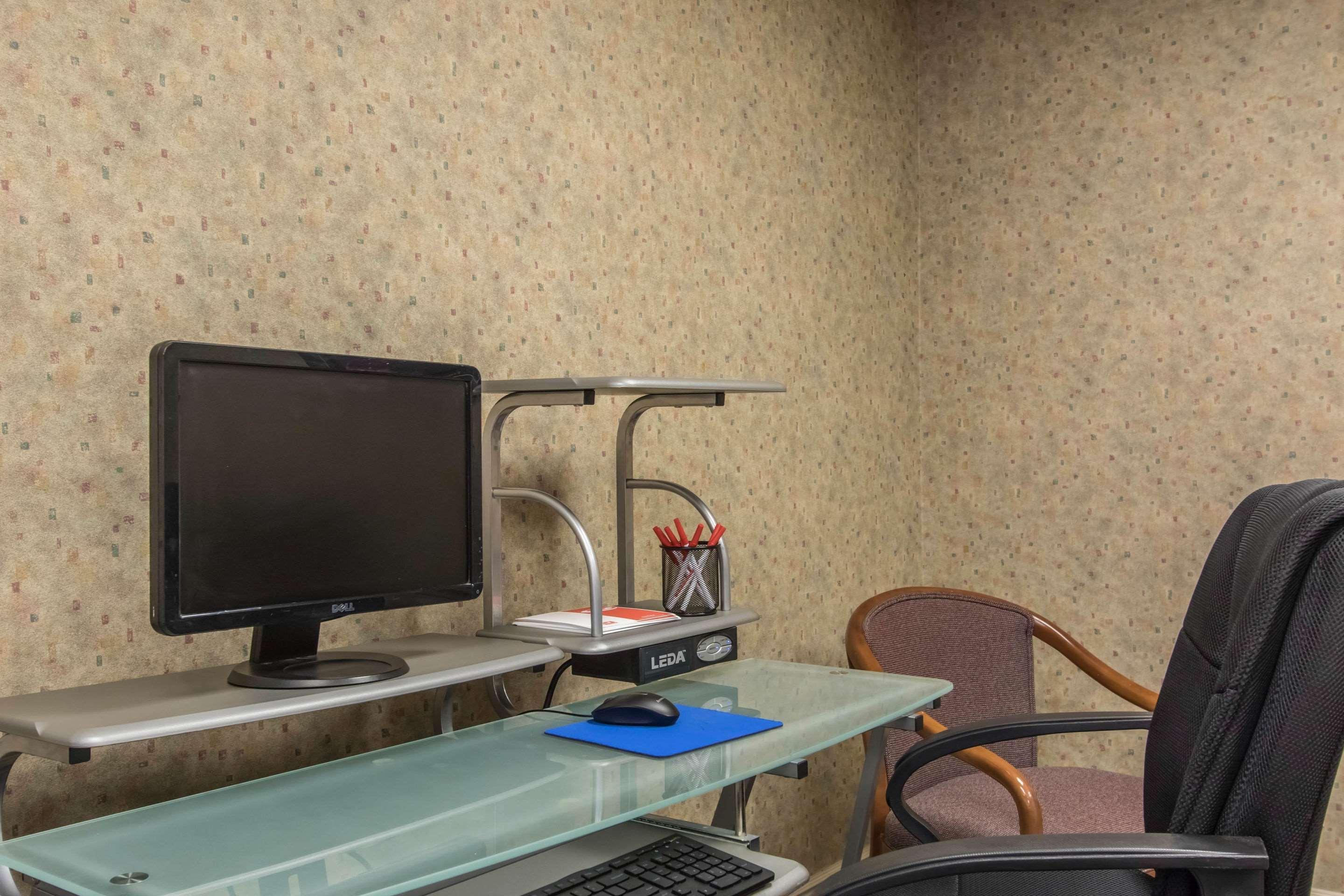 Econo Lodge Inn & Suites Joplin Dış mekan fotoğraf
