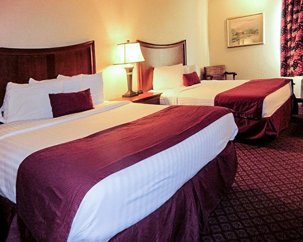 Econo Lodge Inn & Suites Joplin Dış mekan fotoğraf